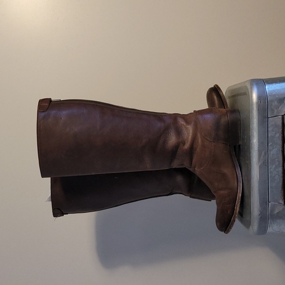 FRYE BOOTS SZ.8 - Picture 3 of 8